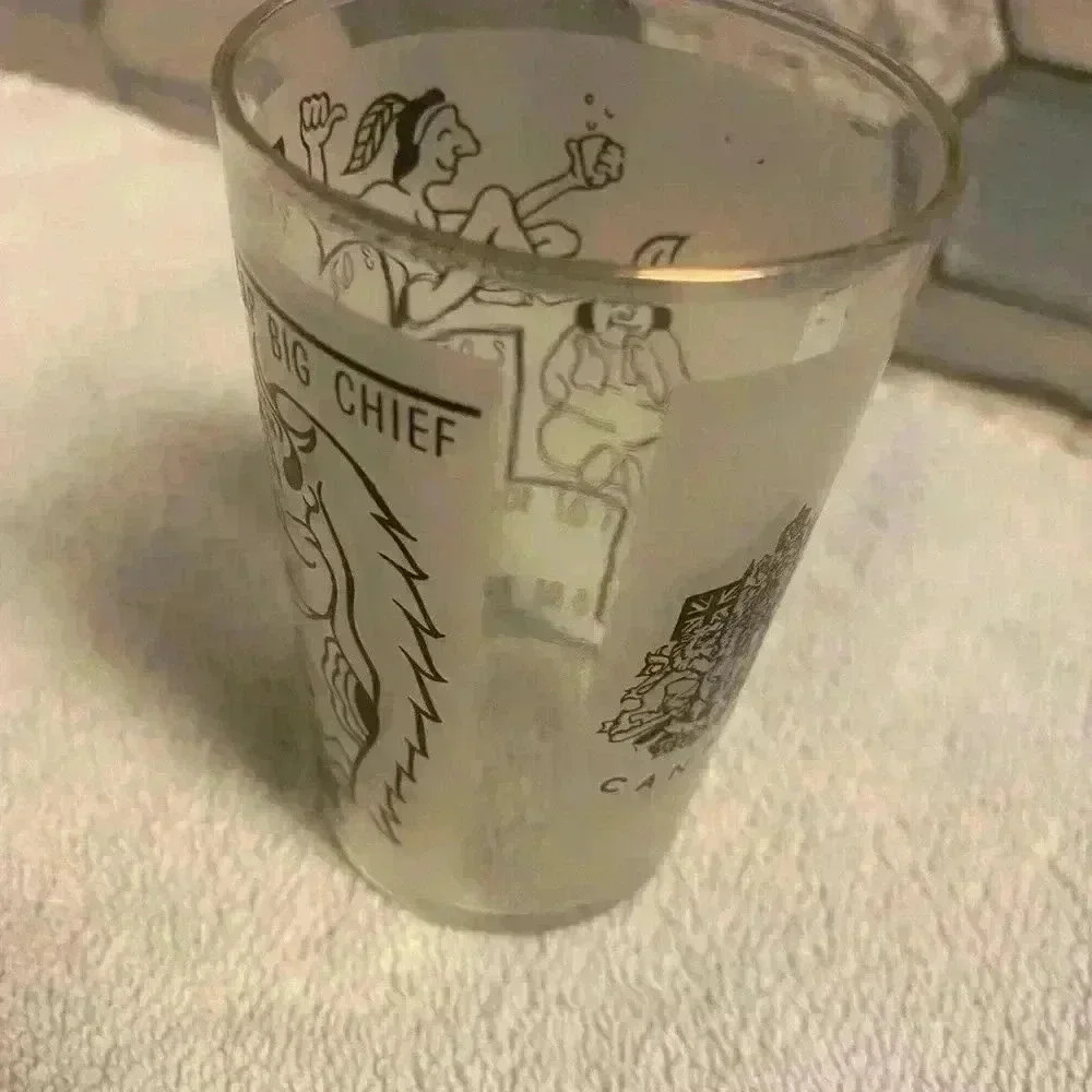 4 oz Indian novelty shot glass from Canada. Frosted glass with gold rim EUC - Picture 5 of 6